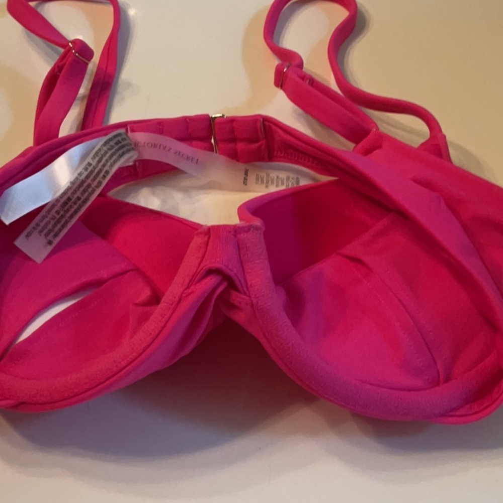 🖤💜🩵FIRM NWT 3 piece Victoria’s Secret bikini set and coverup. - Picture 5 of 9